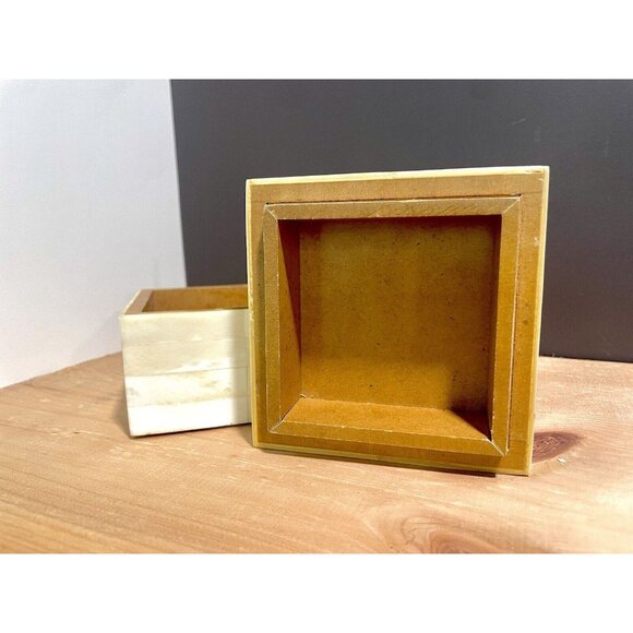 Cream And White Bone Trinket Box - Decorative Organizer - Sanibel Home - Picture 3 of 4